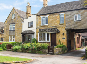 Dog Friendly Self Catering Cottages In The Cotswolds